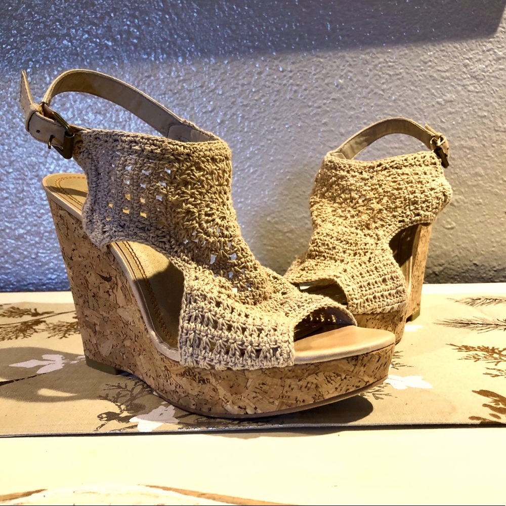 LEVITY crochet platform wedges